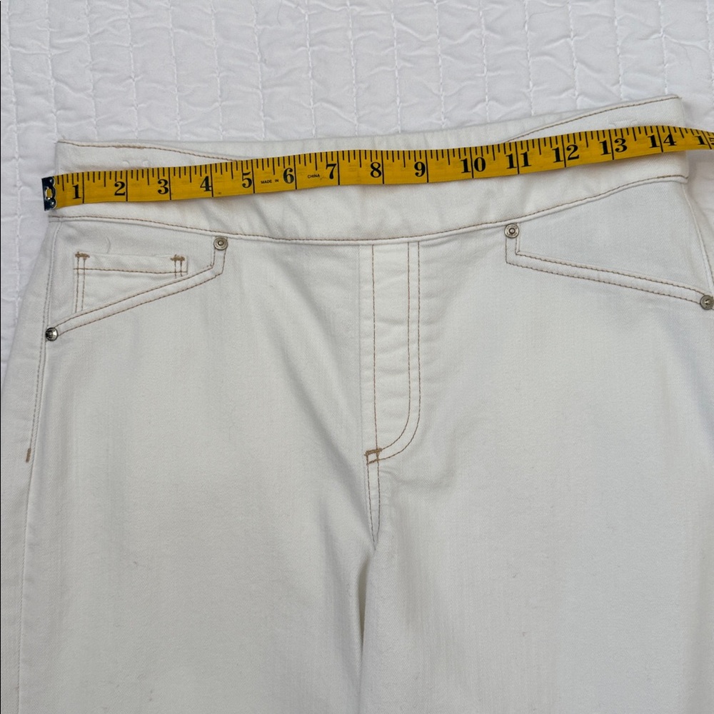 Chicos White Pull On Wide Leg Crops with Gold Jeweled Embroidery at Pants Hem. 4 - Picture 11 of 14